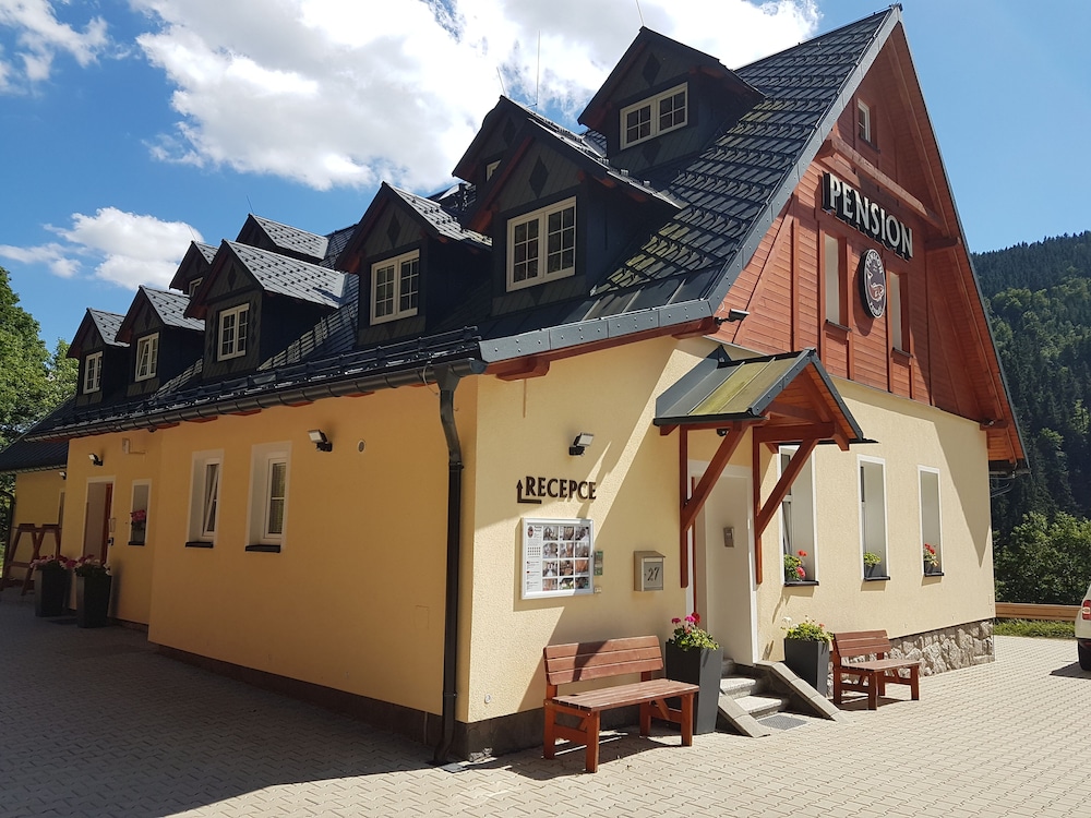 Pension Pstruží