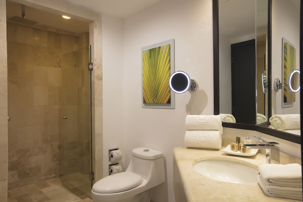 Krystal Grand Nuevo Vallarta – All Inclusive