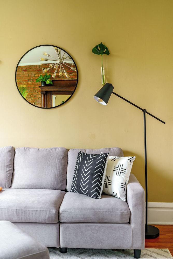 The Parkside by Jungle House – Short North Boutique Suites