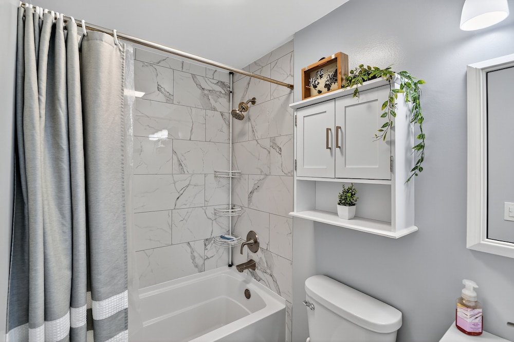 Chelsea Way Getaway Bright 4br Family Retreat 4 Bedroom Home