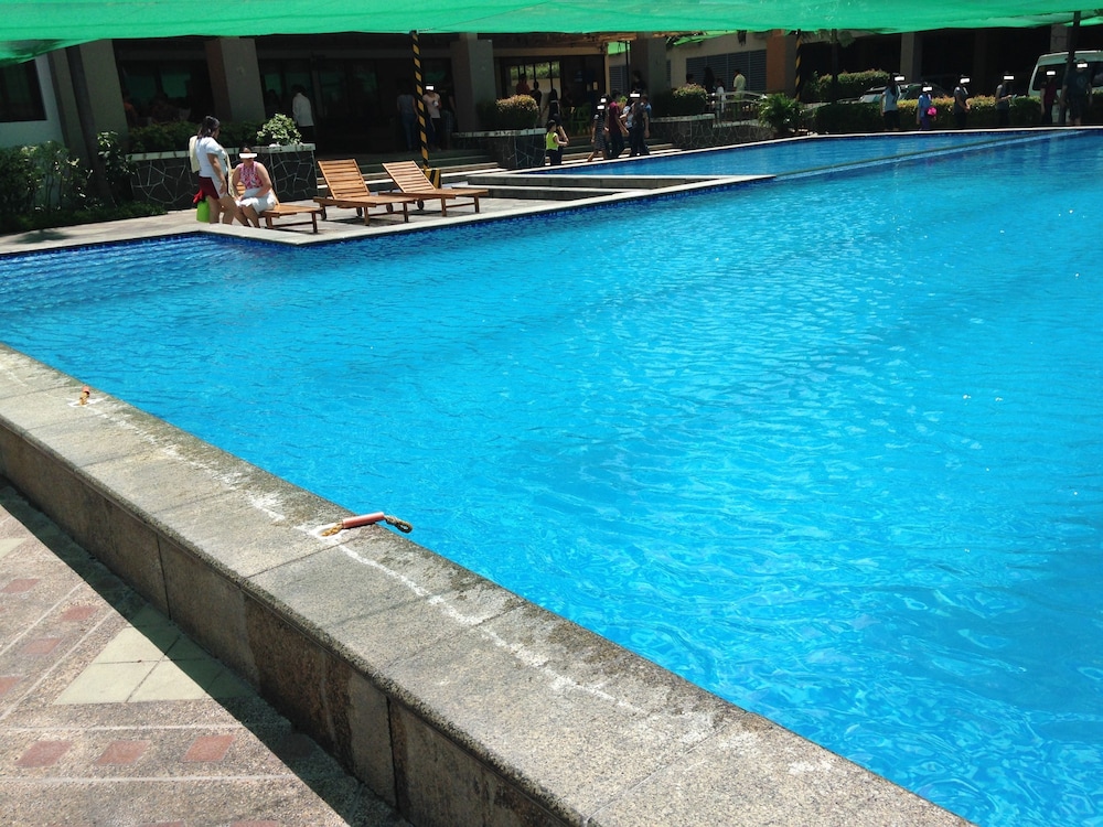 Two Bedroom Deluxe Condo Unit at Taguig Manila