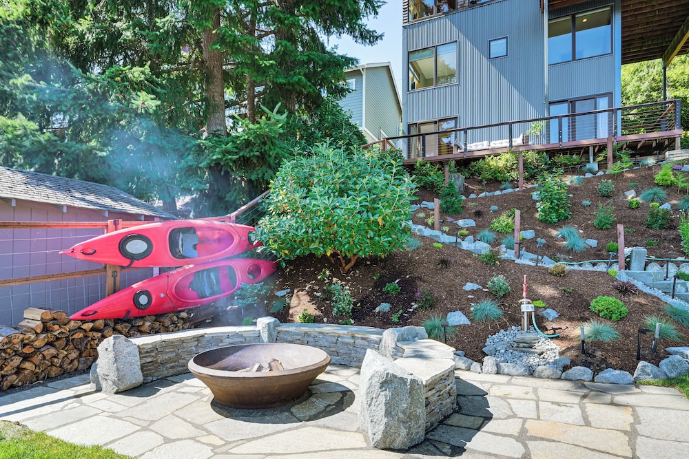 Modern Summit Lake Escape - Spacious Deck w/ View!