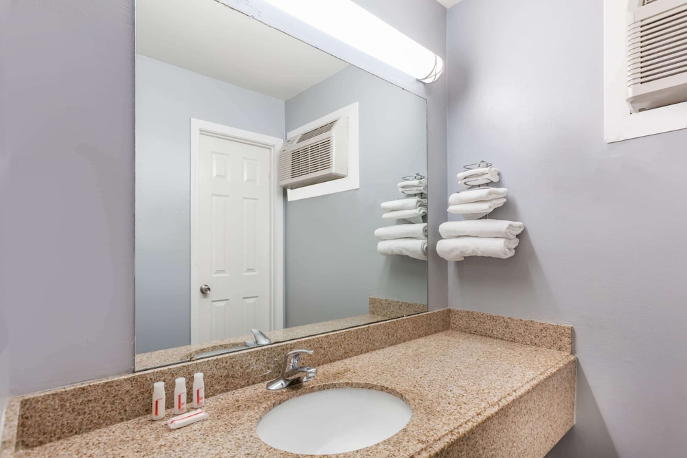 Days Inn by Wyndham Austin/University/Downtown
