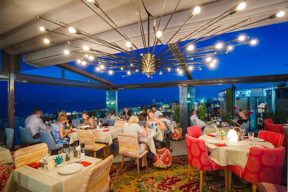 Tria Oteli - Özel Sınıf - Image 25