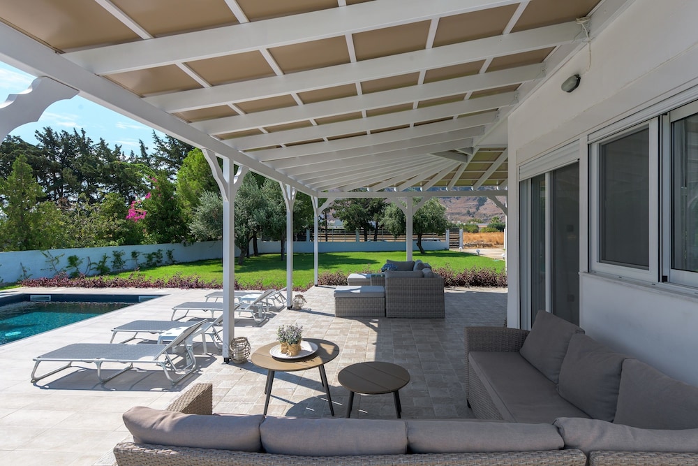 Casa Bianca Villa With Private Pool view 4