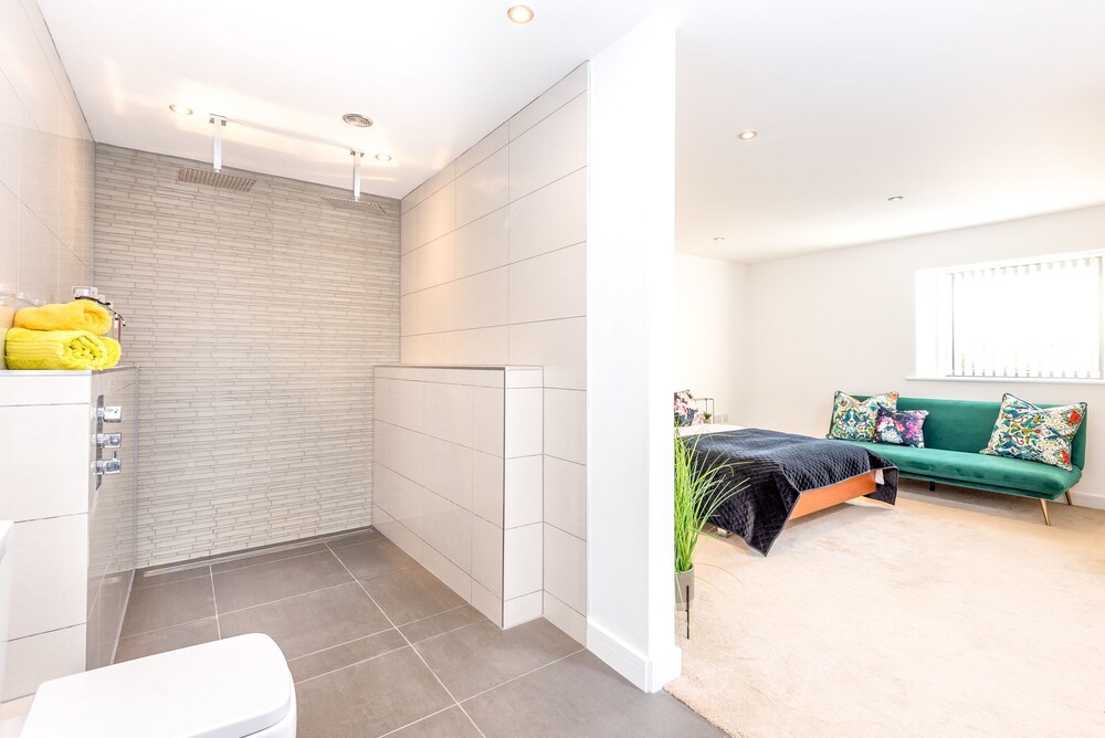Glebe Farm 4br, Sleeps 11, Hot Tub, Pet Friendly view 5