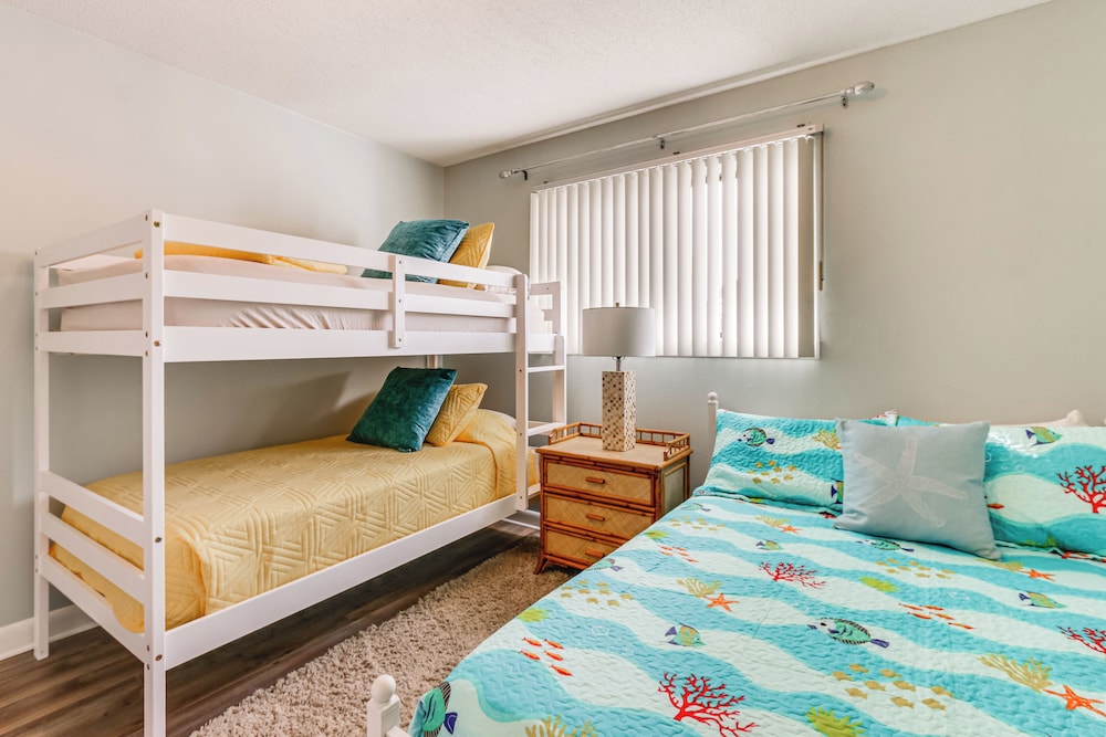 'wright by the Beach': Hilton Head Condo w/ Perks