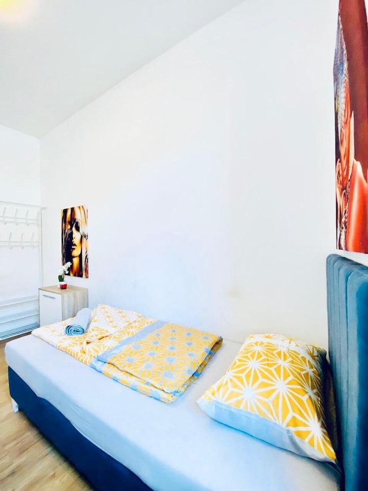 Ideal 3BR for 6 15 Min to Stammersdorf
