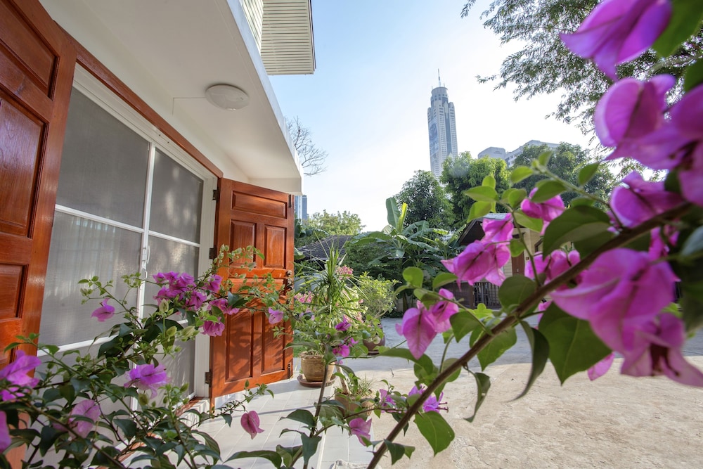 The Bangkokians City Garden Home