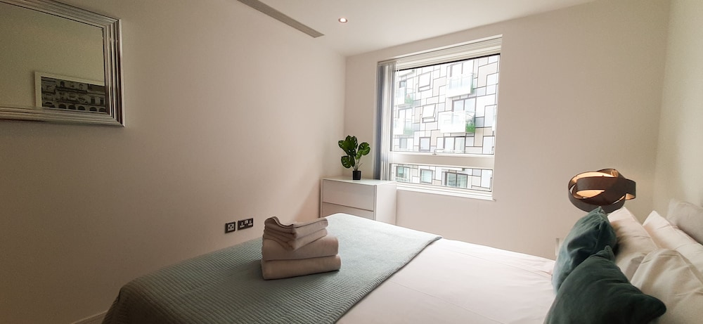 MySquare Apartments Canary Wharf