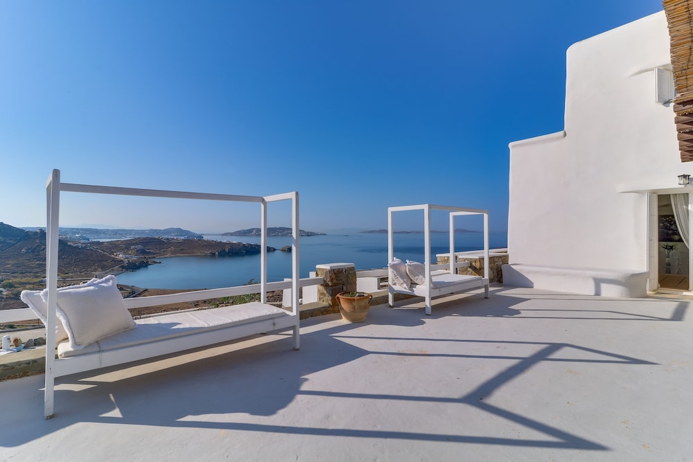 SeaBlue Villas