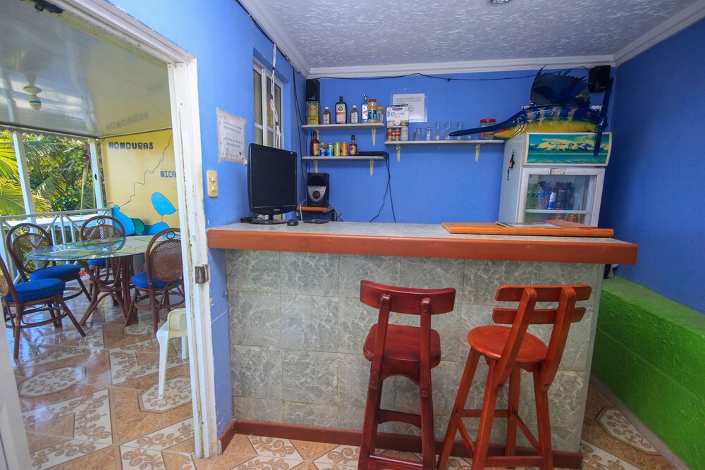 Dermas Inn