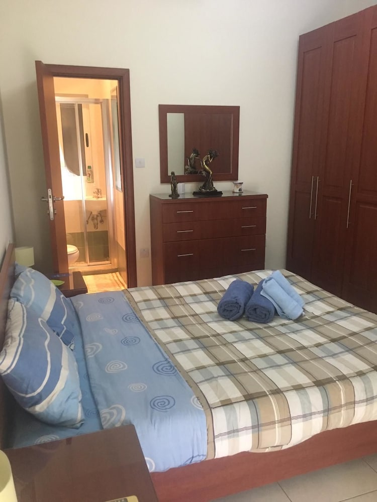 Maltese Rooms