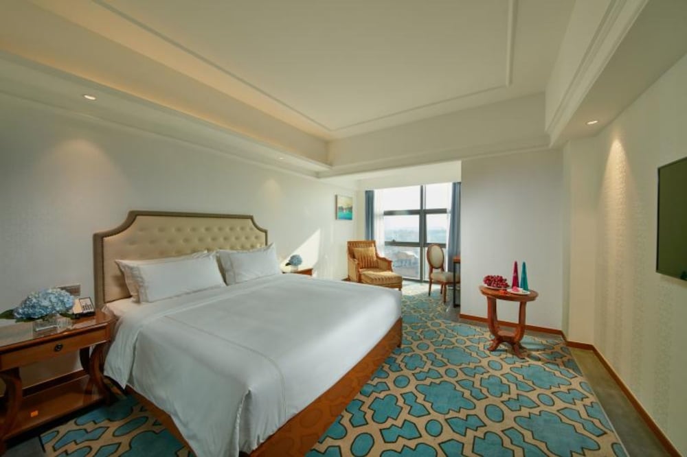 Shuguang The Hotel V Zhenjiang Jingkou
