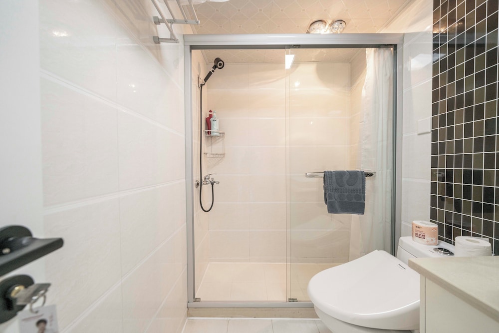 Tyms 2BR APT Hongqiao Paris Classic