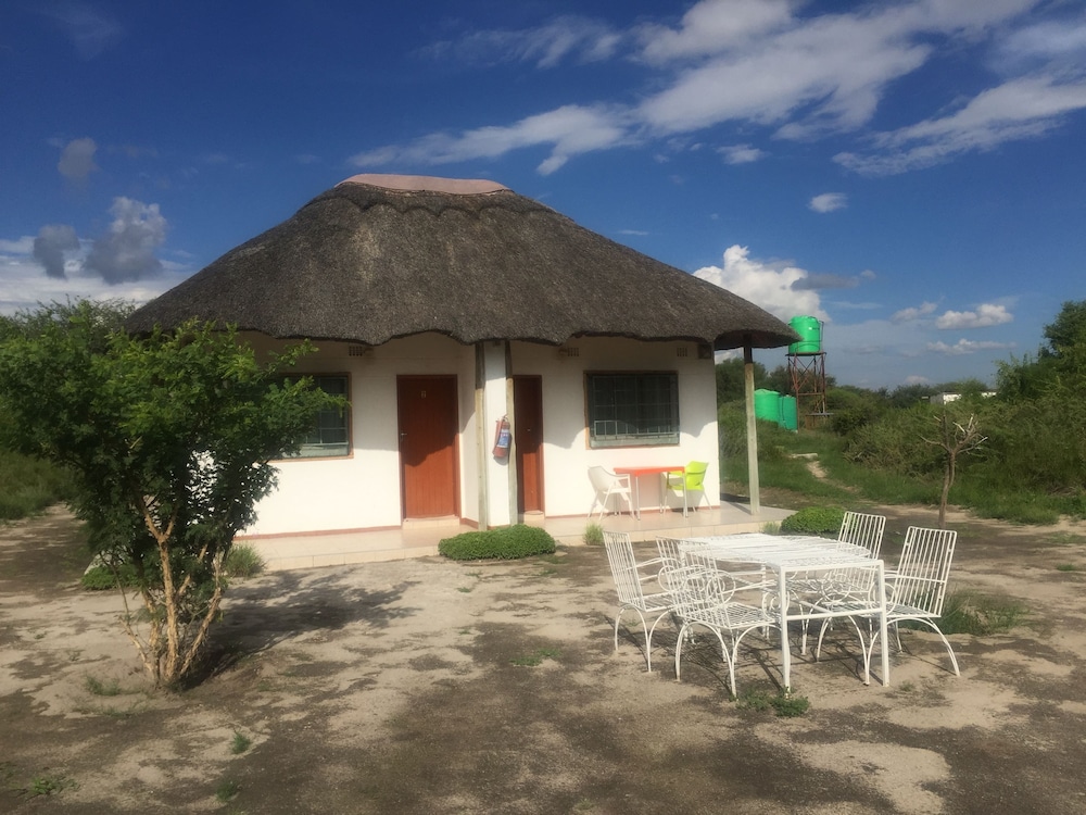 Rakops River Lodge