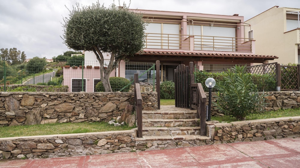 Verde Mare in Punta Pedrosa view 3