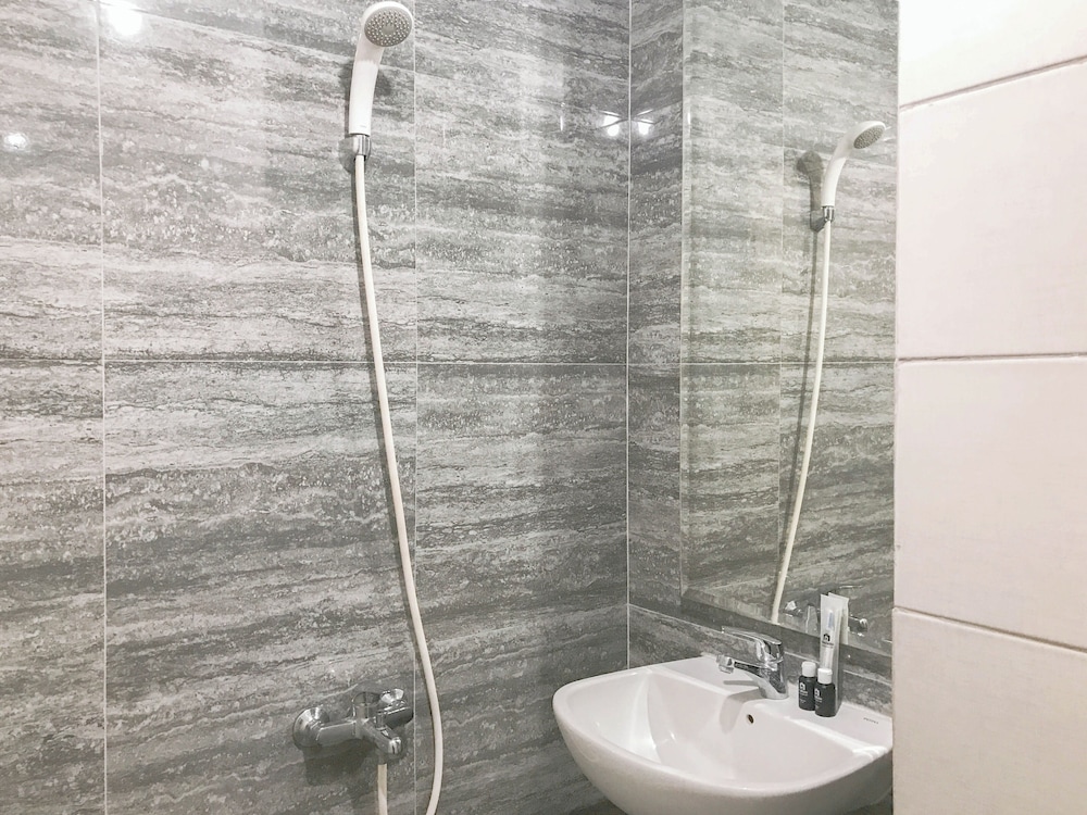 Serene and Tidy Studio at Benson Supermall Mansion Apartment
