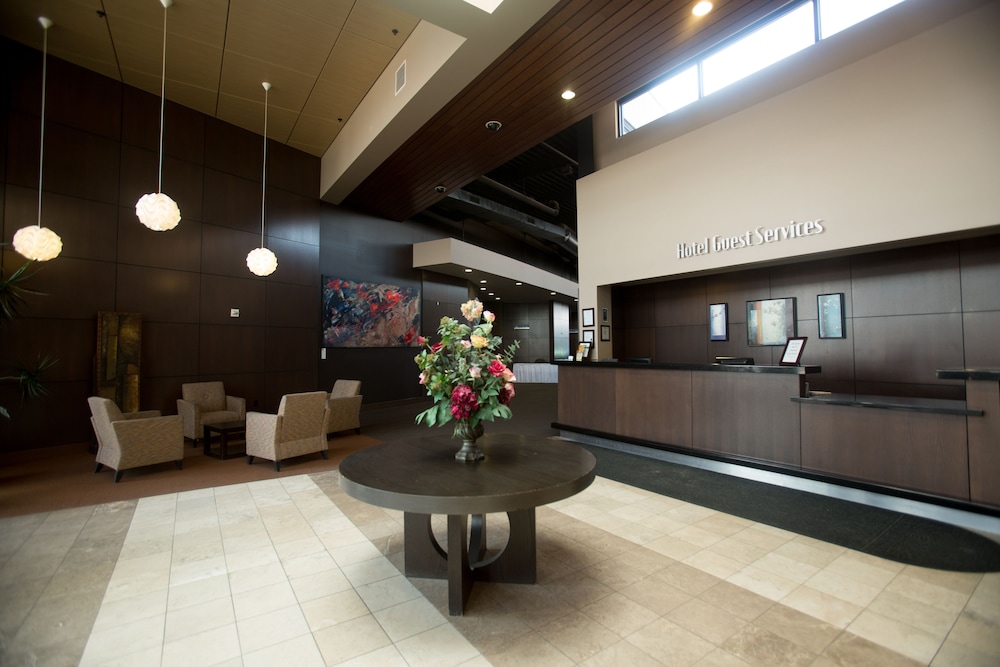 Burlington Vacations - The Catfish Bend Inn  Spa - Property Image 2