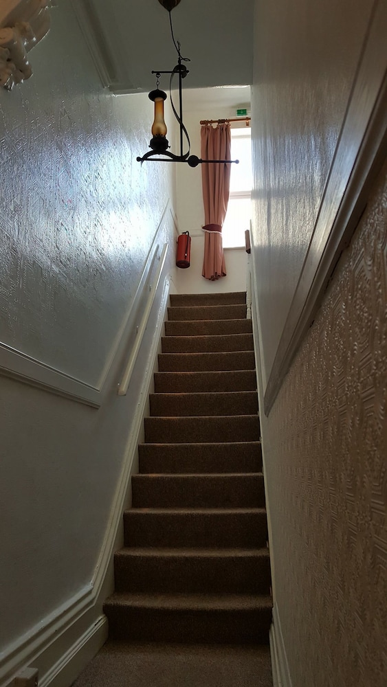 Syston Guest House