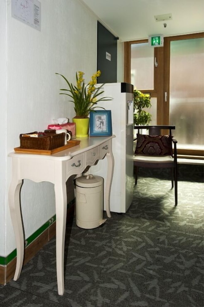 Myeongdong ECO House