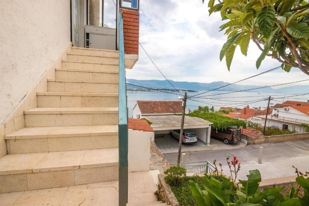 Petar - Great Location Close to the sea - A2 Gornji view 3