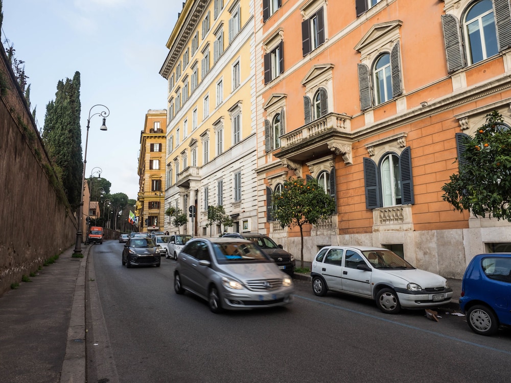 Operà Suites Roma
