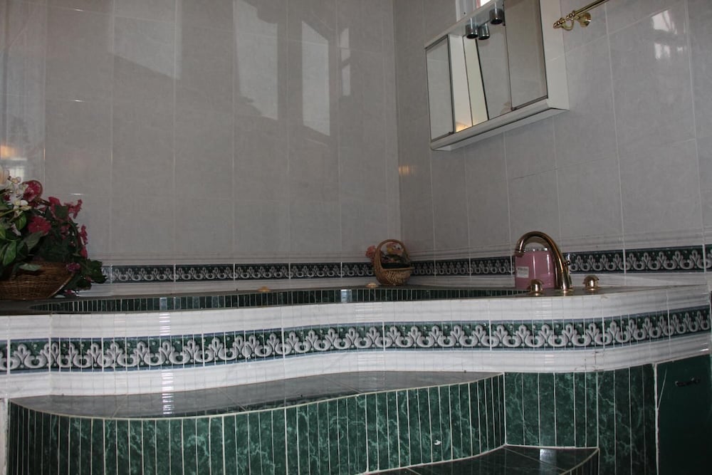 Dumas Villas - Property Image 4