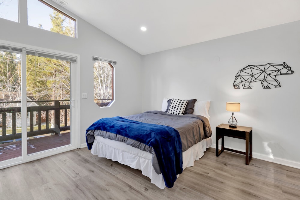 Mountain View Manor #2546