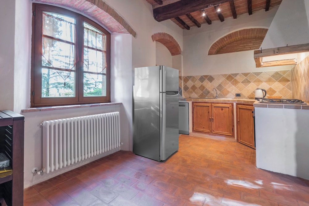Le Fonti Apartments With Ac Near Siena