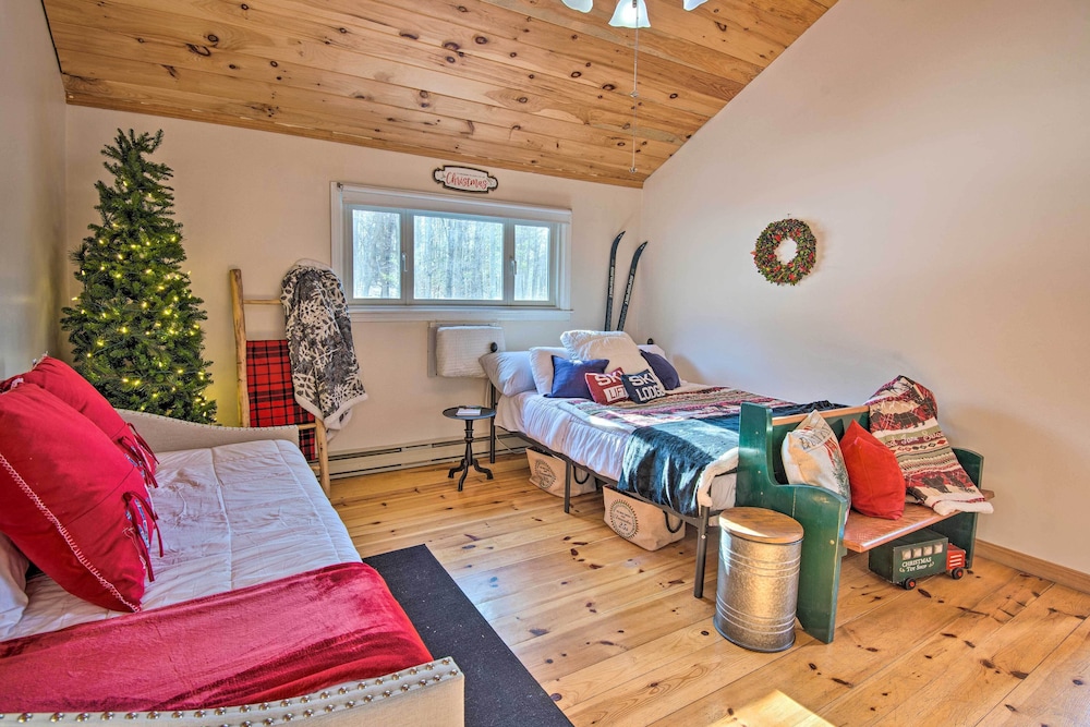 Pet-friendly Gilford Home by Gunstock Ski Mountain view 2