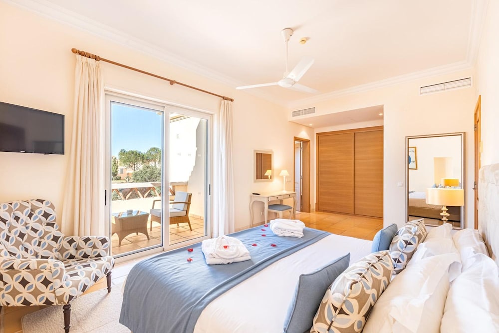 Villa Monte Rei 7 in Vila Nova de Cacela