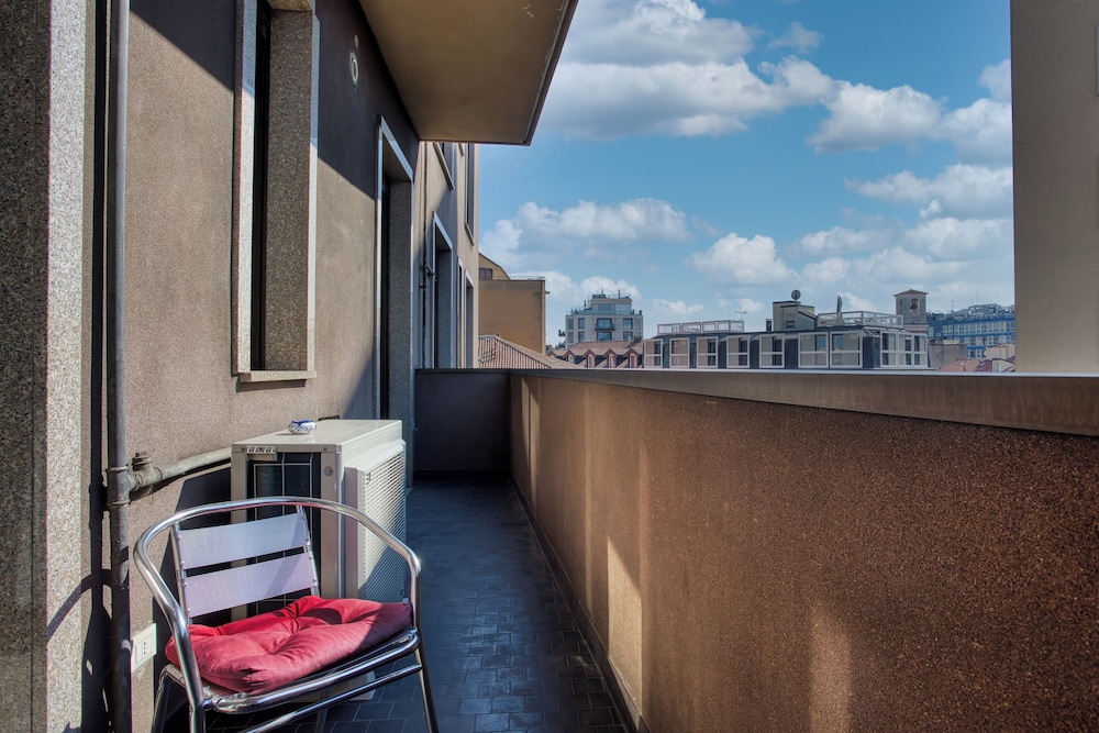 JOIVY Vibrant flat near park