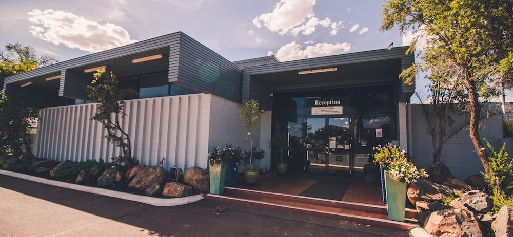 Kalgoorlie Overland Motel view 3
