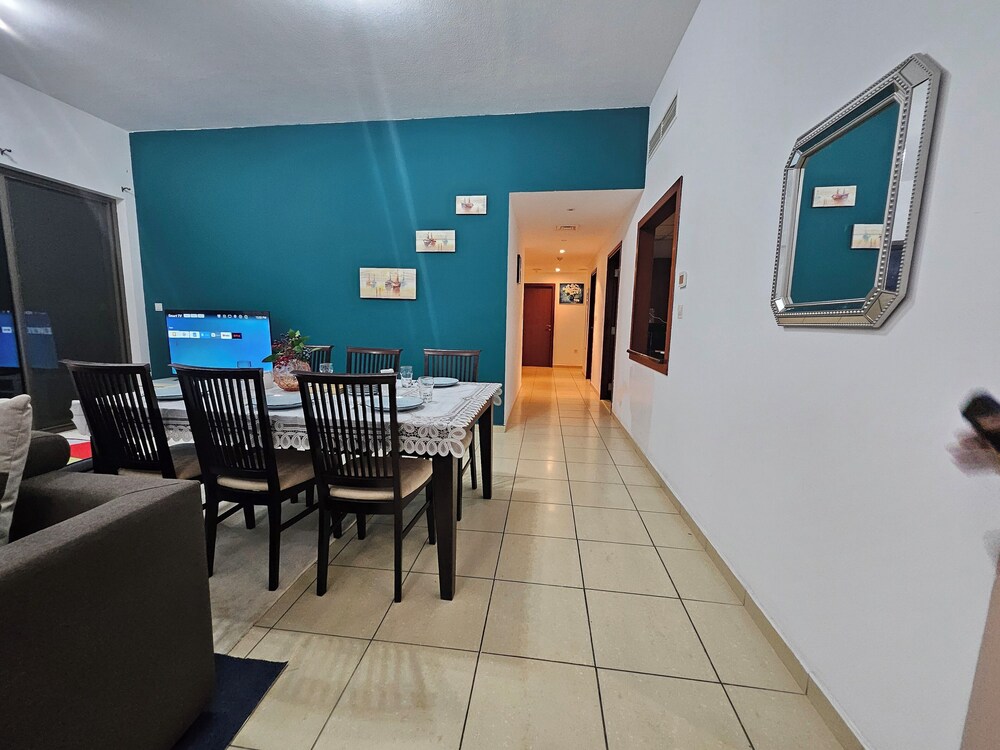 SEASIDE HOSTELS