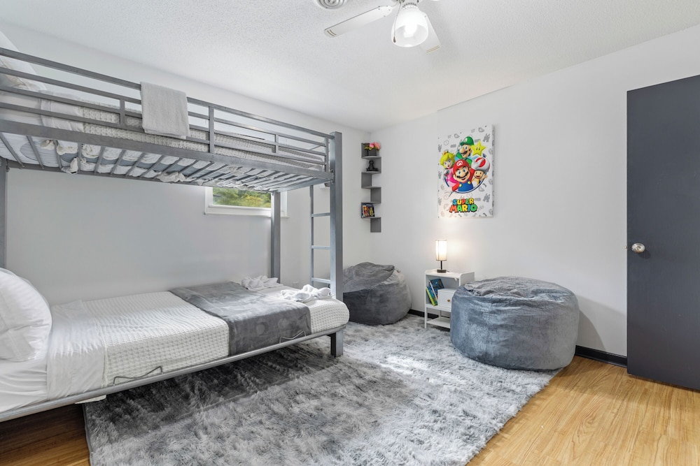 Noir Manor 3BR House