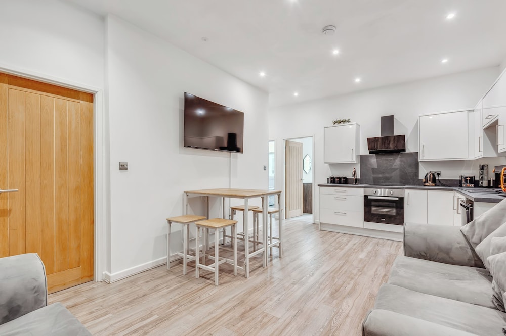 Central Liverpool Retreat