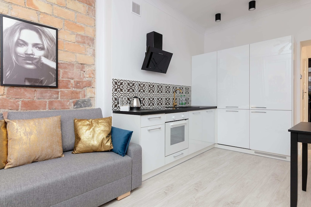 Stara Ochota Vogue Apartment view 2