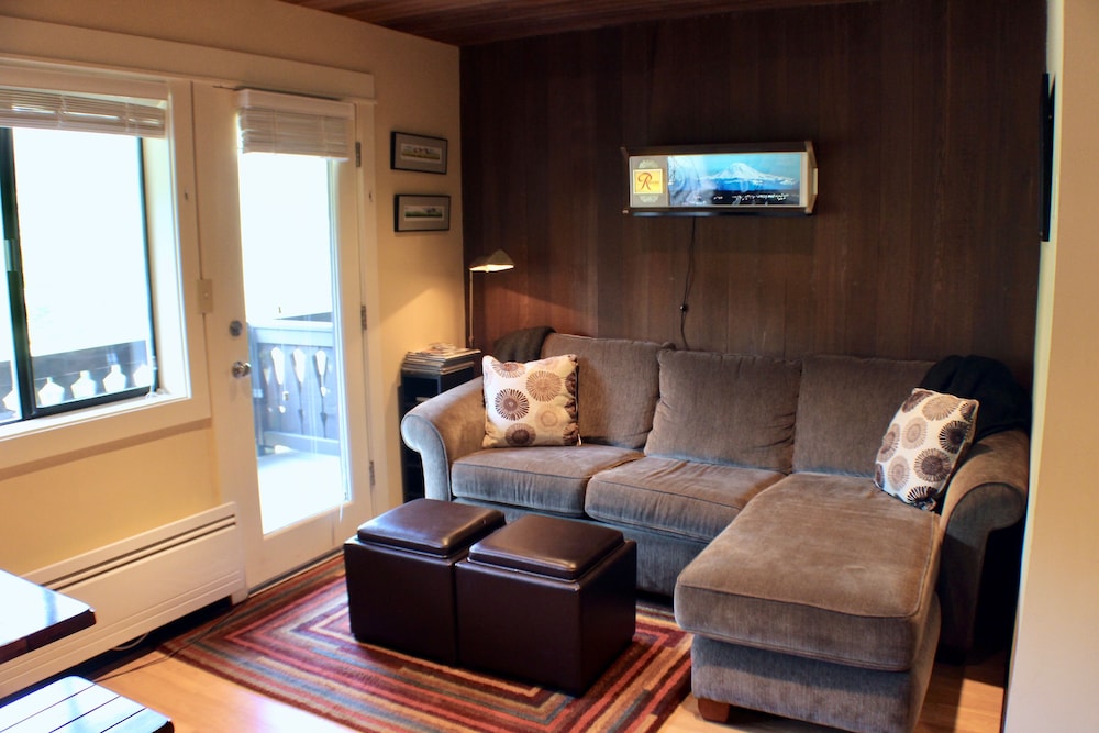 Crystal Chalets Condominiums at Crystal Mountain Ski Resort
