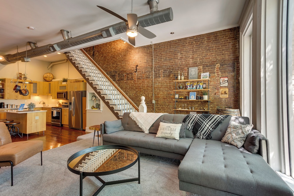 'kentucky Bourbon Loft' ~ Downtown Louisville