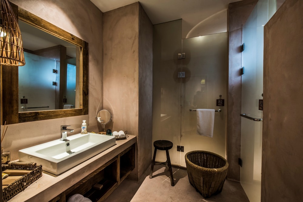 Go Native Downtown House Ningbo