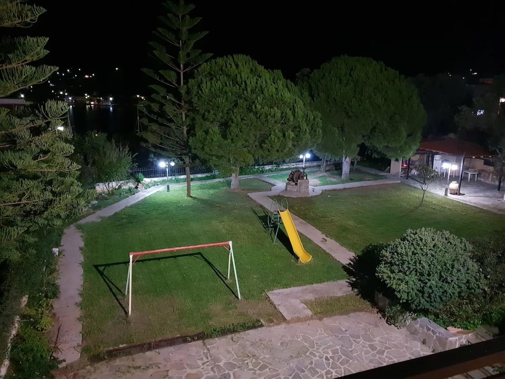 Photo 21