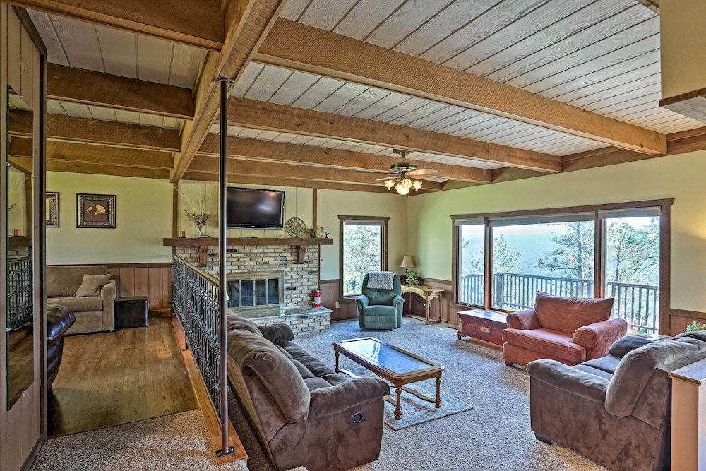 Rustic Black Hills Retreat w/ Expansive Views view 2