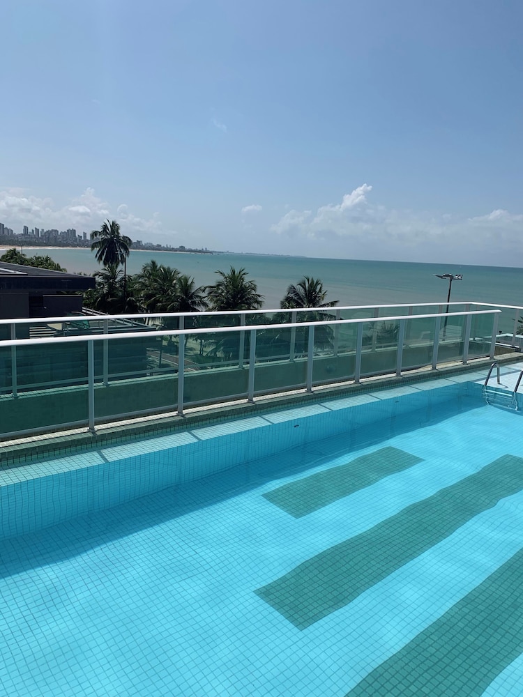 Melhores Flats - Varanda frente ao mar