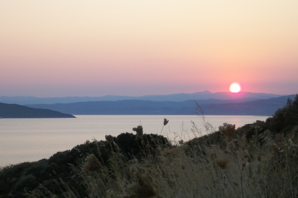 Athos Guest House Pansion