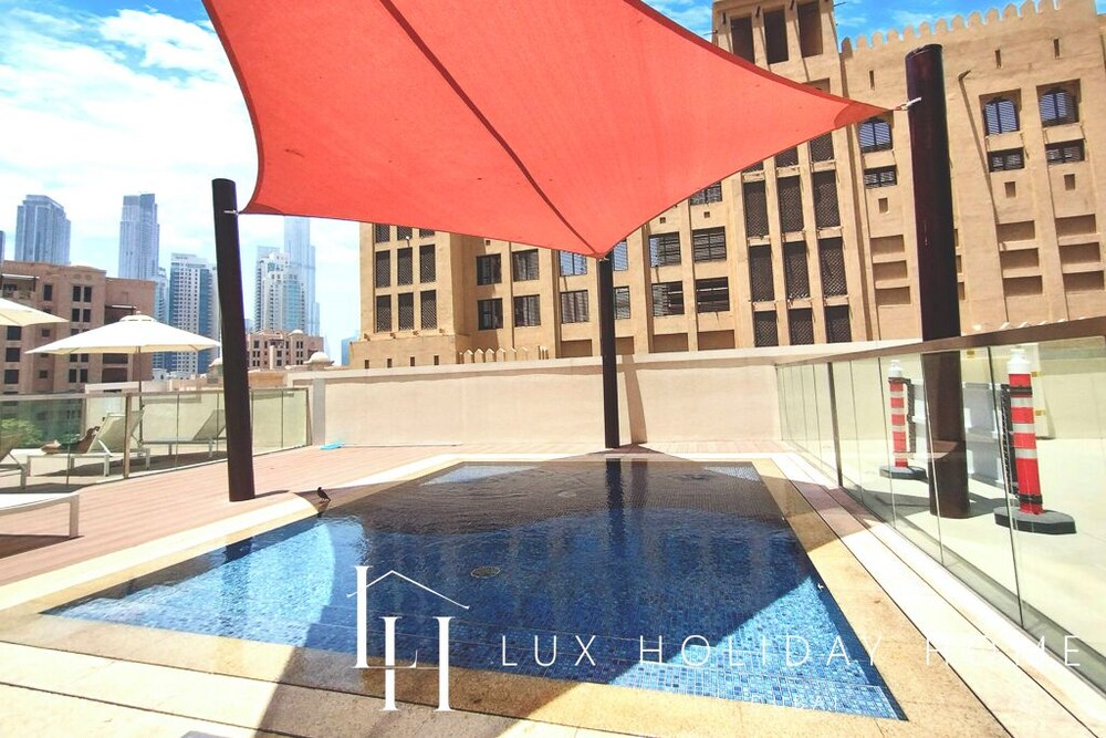 LUX  Executive Burj Khalifa View Suite