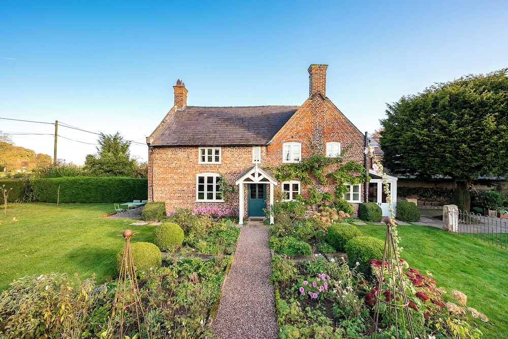 Wheelwrights Cottage