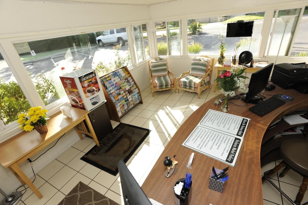 Ventura Vacations - Victoria Motel - Property Image 15