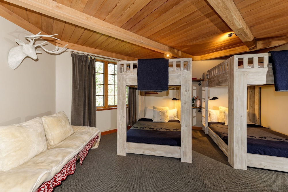 Aspen Snowmass Alps Apartments
