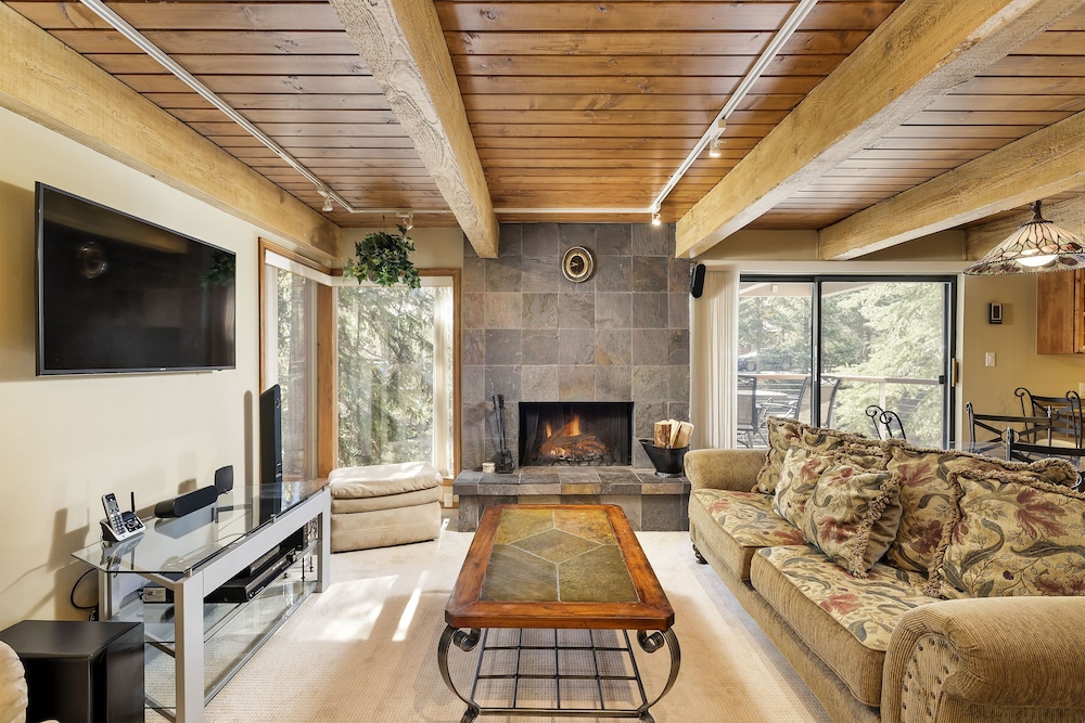 Chateau Eau Claire & Roaring Fork by Frias Properties